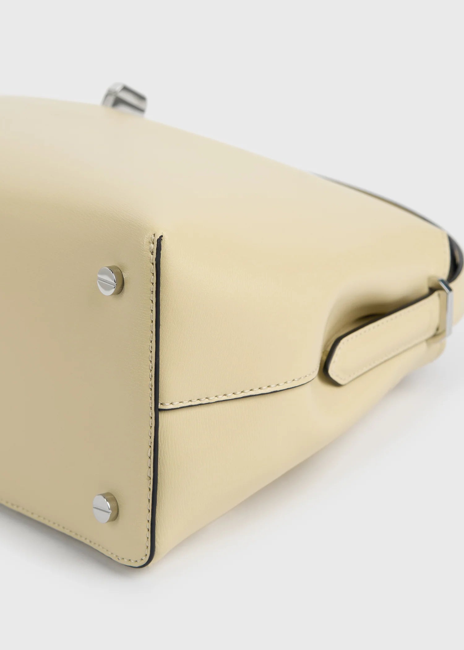 Toteme T-Lock in Canvas