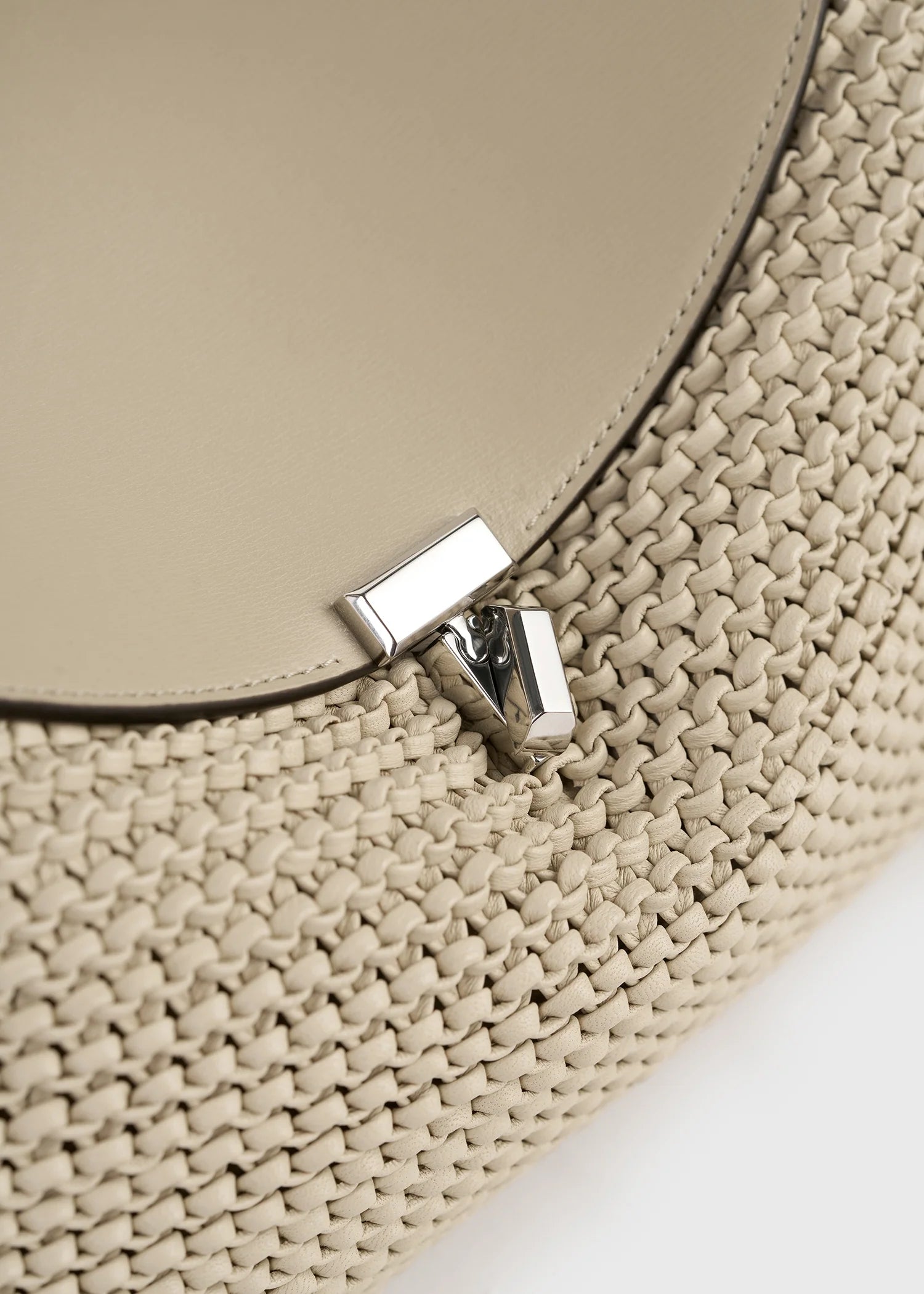 Toteme T-Lock in Canvas