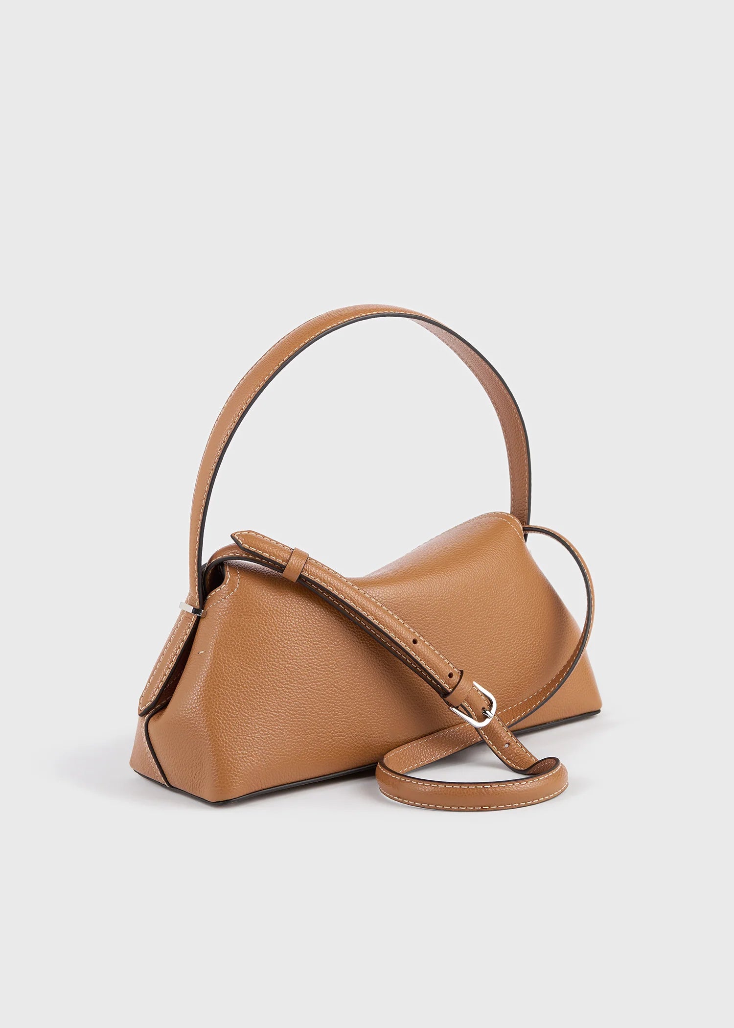 Toteme T-lock Grained-Leather Shoulder Tan
