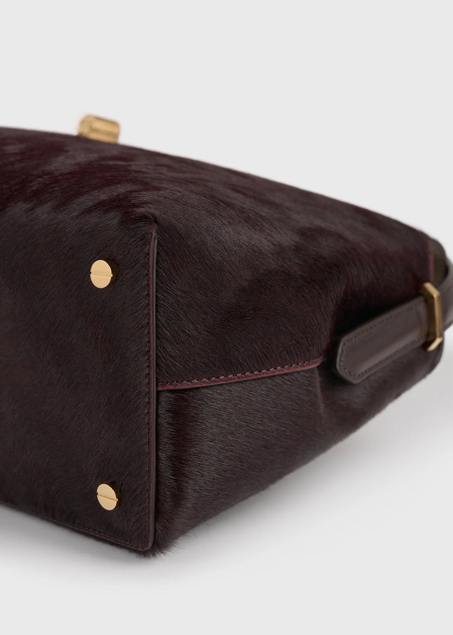 TOTEME Clutch T-Lock Noir Martelé