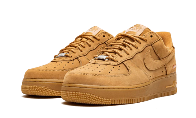 Nike Air Force 1 Low Supreme Blé