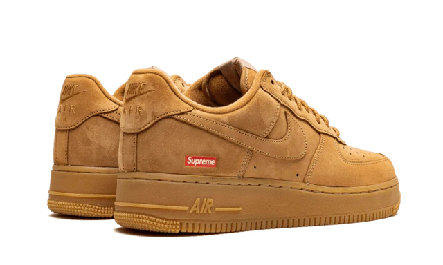 Nike Air Force 1 Low Supreme Blé