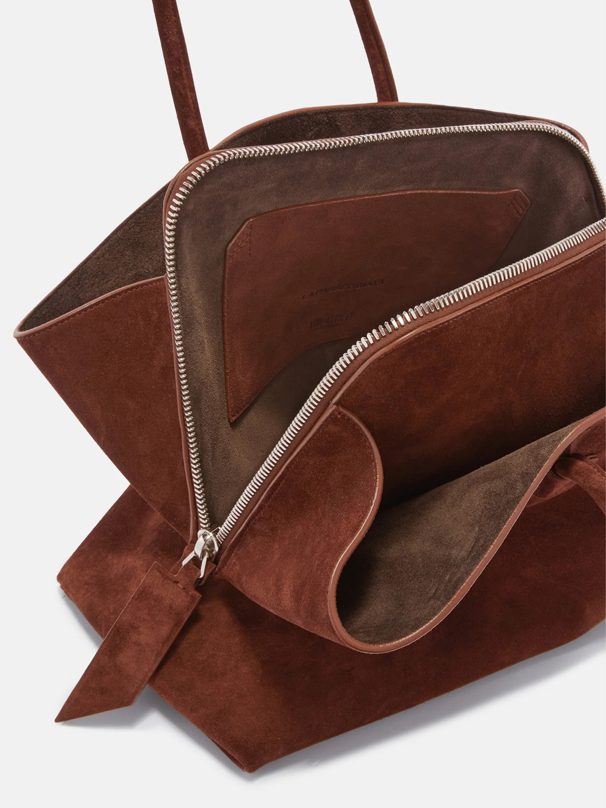 The Attico La Passeggiata Medium Light Chocolate