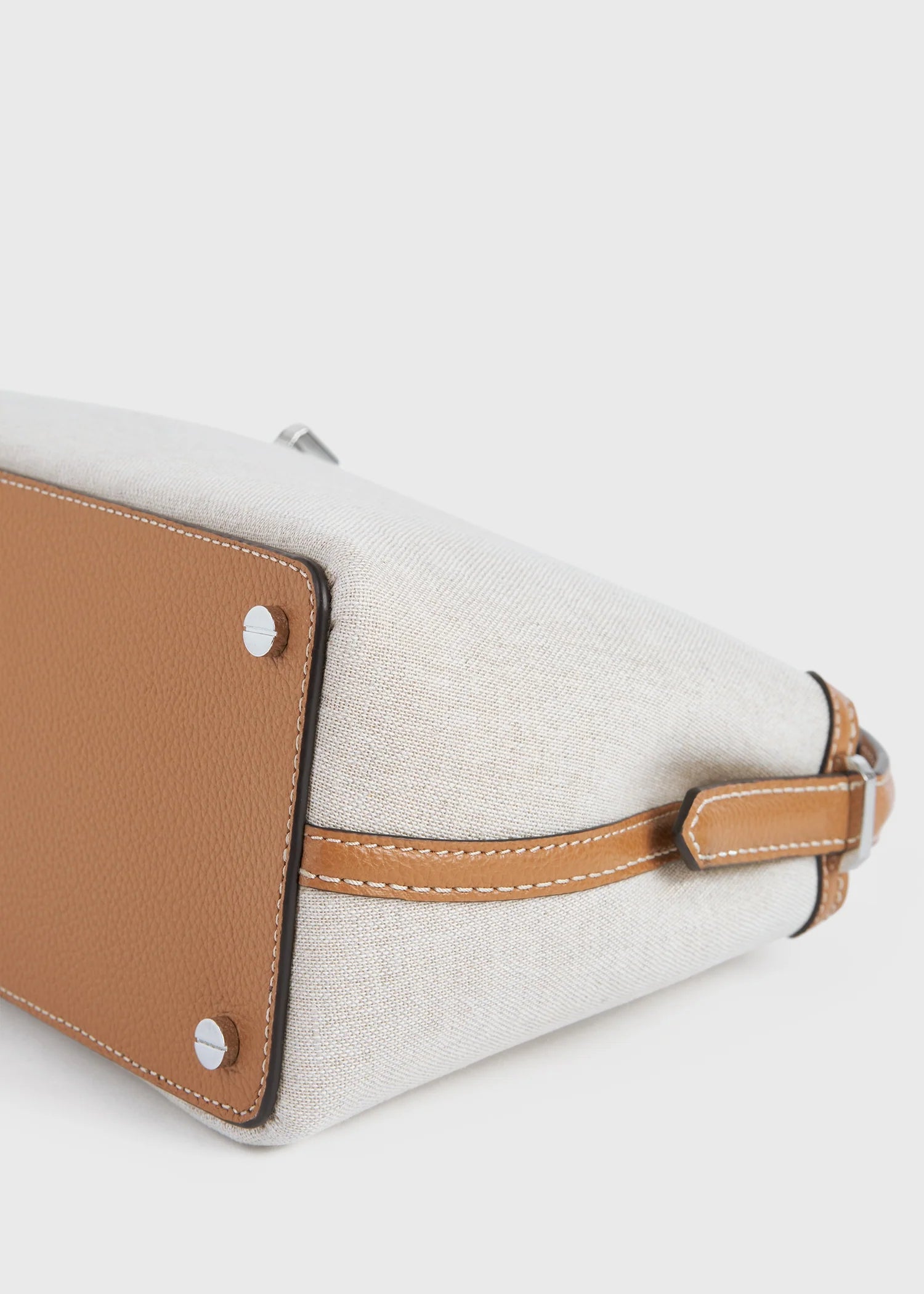 TOTEME Clutch T-Lock Noir Martelé