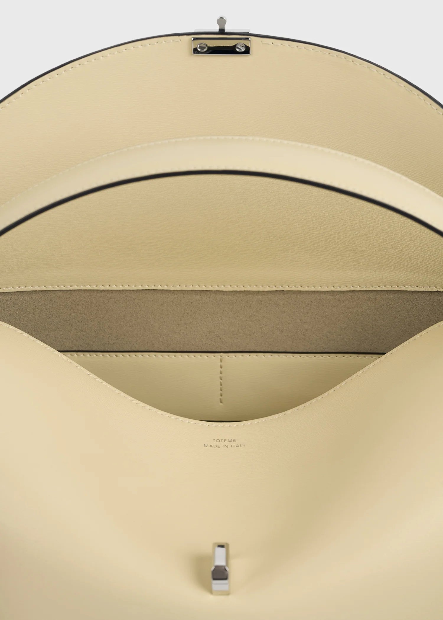 Toteme T-Lock in Canvas