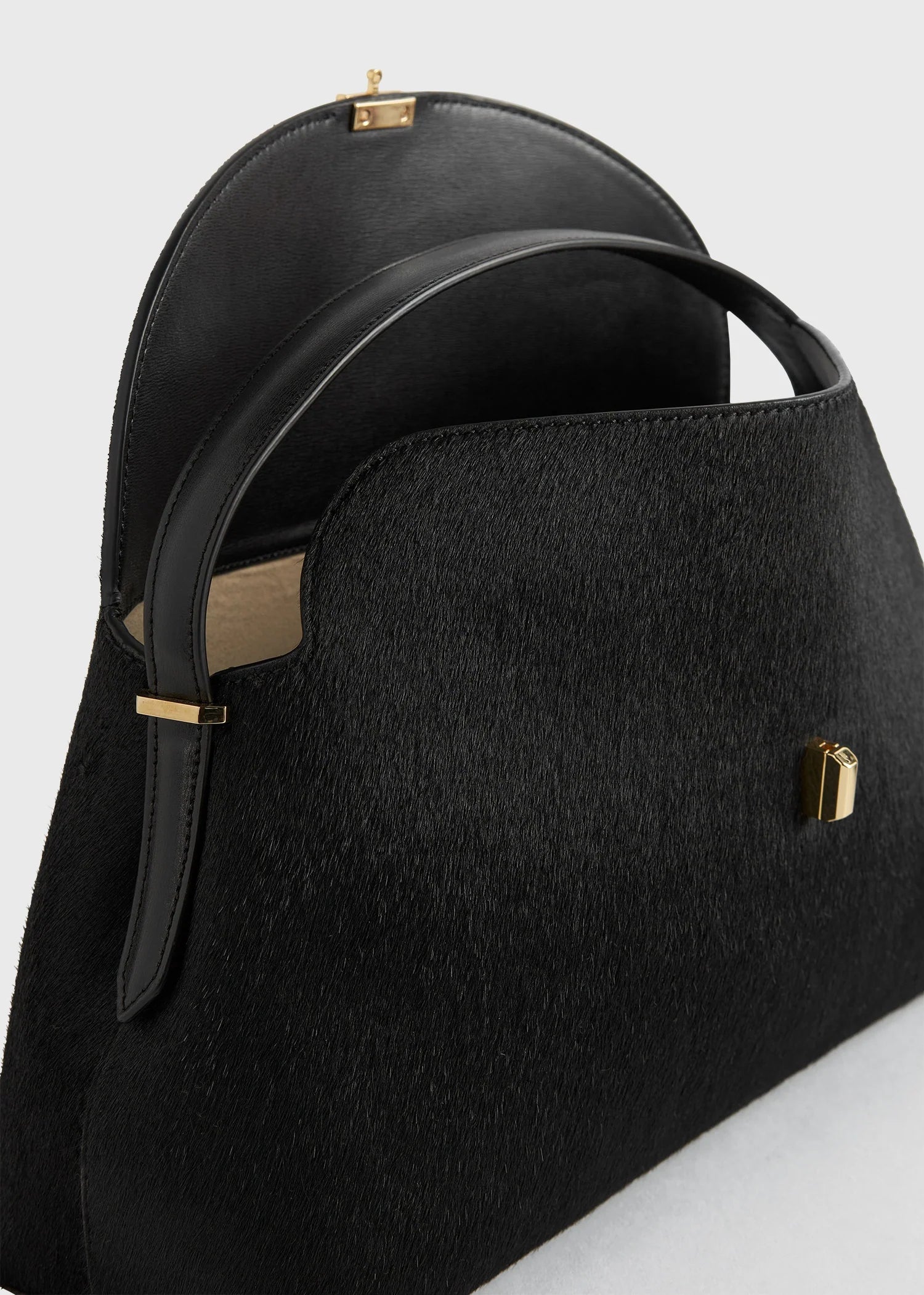 Toteme T-Lock Top Handle Pony Black