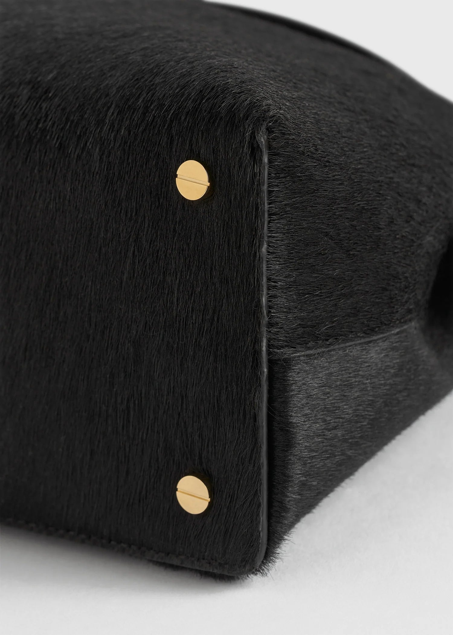 Toteme T-Lock Top Handle Pony Black