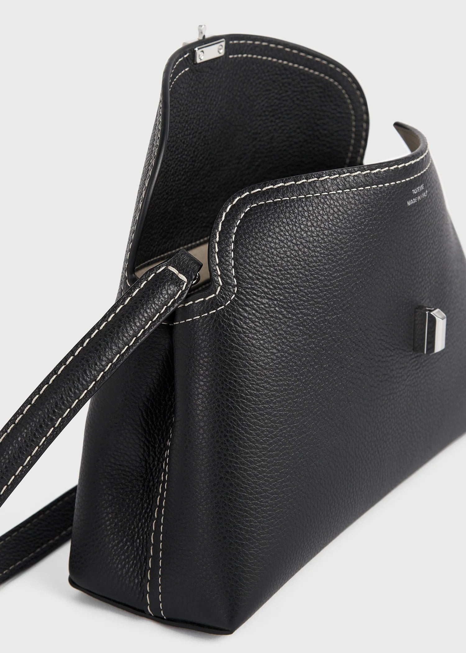 TOTEME Clutch T-Lock Noir Martelé